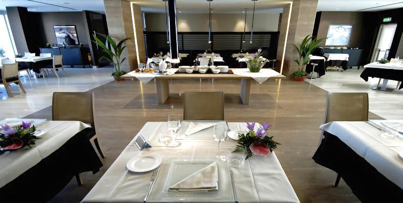 Hotel Pineta Wellness & Spa รูโวดิปูญา ภายนอก รูปภาพ